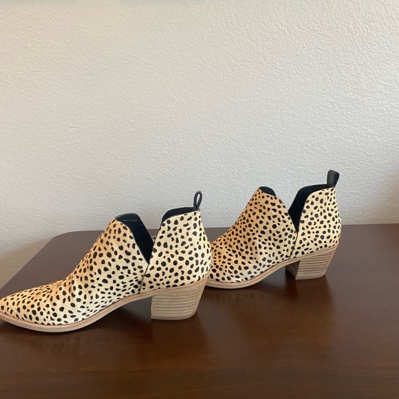 Dolce Vita Sonni Leopard Calf Hair Booties - Picture 3 of 6